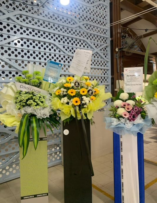 🕊️Earnest Salute - Sympathy Flower Stand