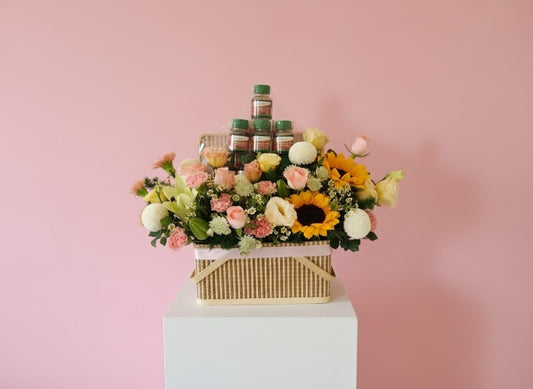 Essence Goodness Hamper (Eu Yan Sang)